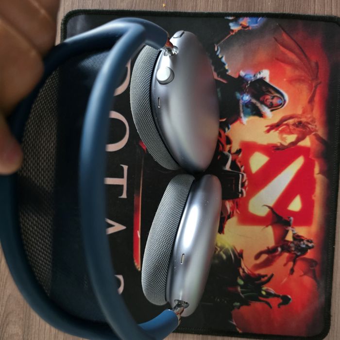 Airpods max original