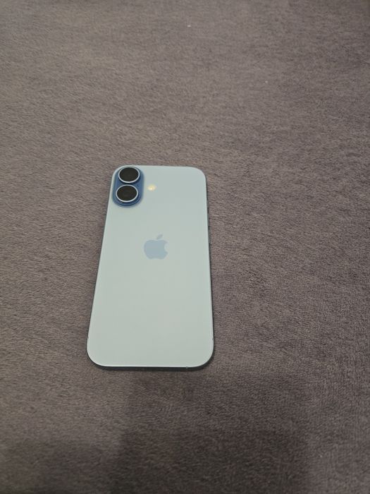 Vand/Schimb Iphone 17/ 256 gb Impecabil