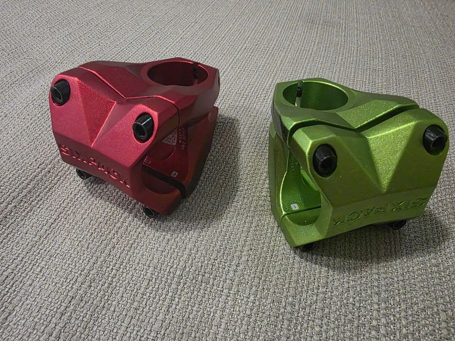 pipa bicicleta - Sixpack Racing Kamikaze 31.8mm - rosu, verde