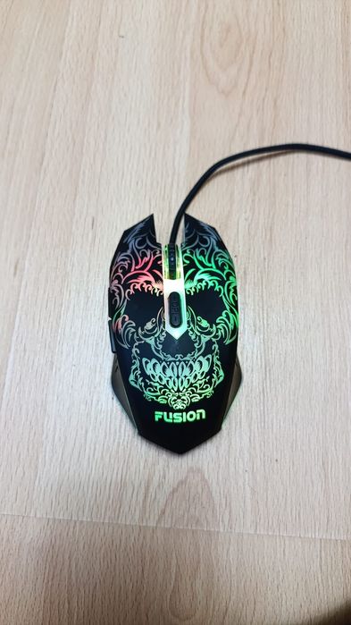 Продам Микрофон Trust