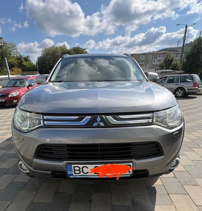MITSUBISHI Outlander 2013 — imagine 4