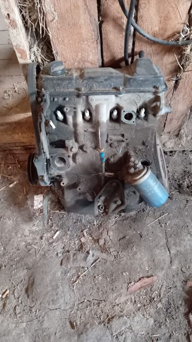 Продам матор на ауди 80б3