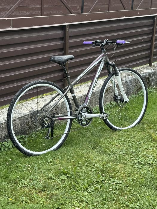 Bicicleta dama SCOTT