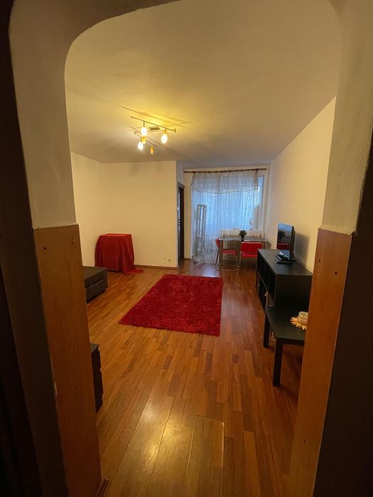 Inchiriez garsoniera metrou Dristor 2