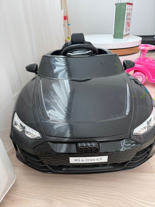 Електрическа детска кола