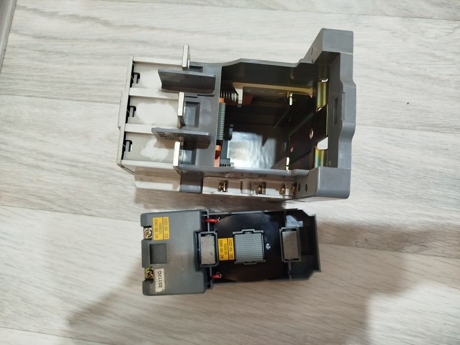 Электромогнитный контактор LS GMC-100