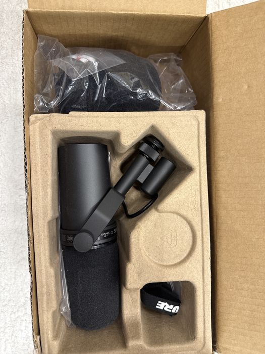 Shure sm7b microphone