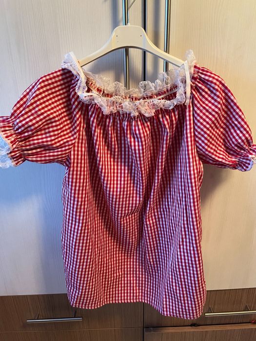 Дамски блузки къс ръкав