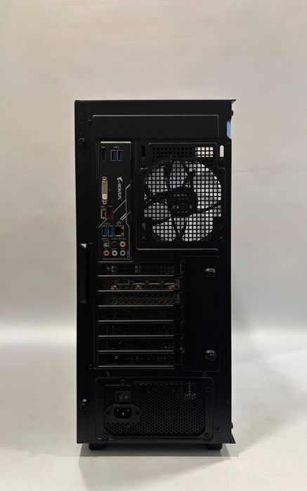 Геймърски компютър AMD Ryzen 5 5500, RTX 3060 Ti 8GB, 16GB ram