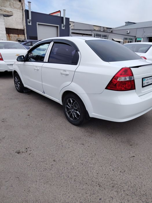 Продам шевроле нексия