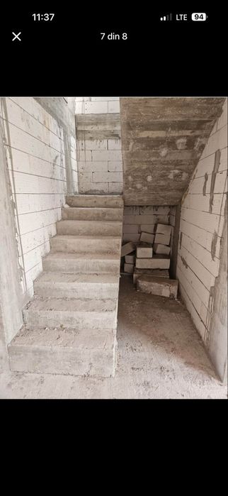 Vilă la roșu,zona,Cl.Bucuresti Hotel Sidney,cu gaze,apa,curent.