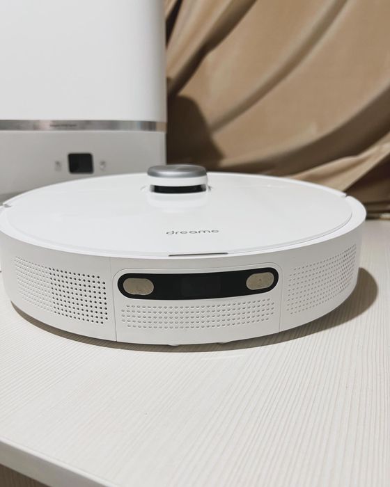 Продам робот пылесос