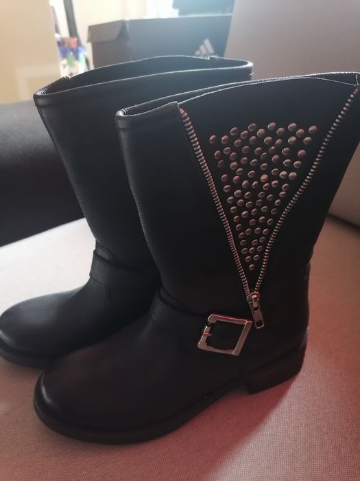 Ghete Piele nr 37. Noi