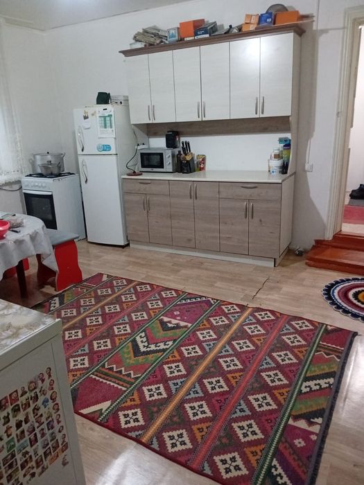 **Срочно продаётся дом с большим участком**