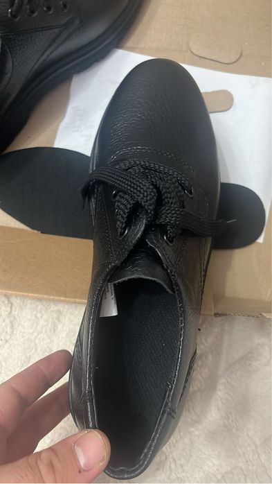 Ботинка сатылады