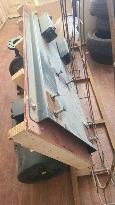 Центробежный насос GRANDFAR GSM100-315C/4