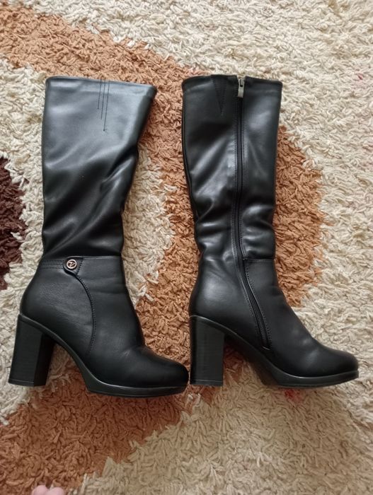 Женский обувь срочно