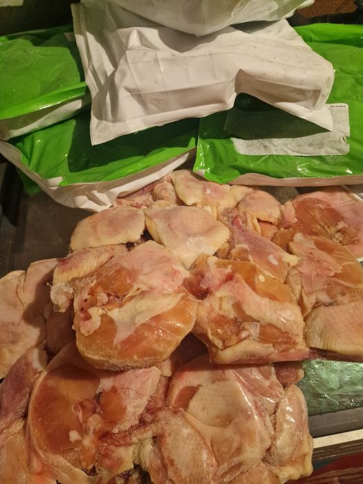 Курица в разобранном виде