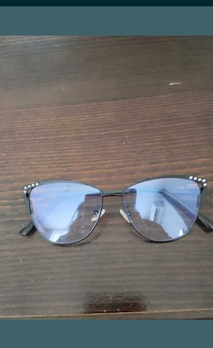 Нови рамки за диоптрични очила