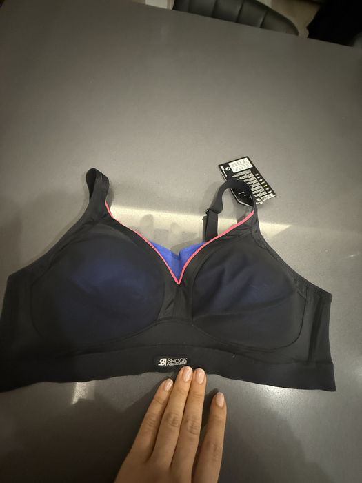 НОВ спортен сутиен Shock Absorber Active Shaped Support, размер 85B – висок клас