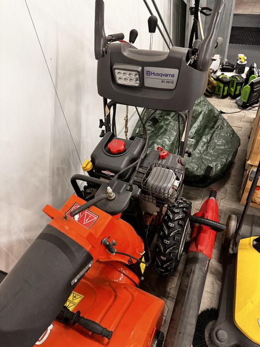 Снегорин Хускварна модел ST261E