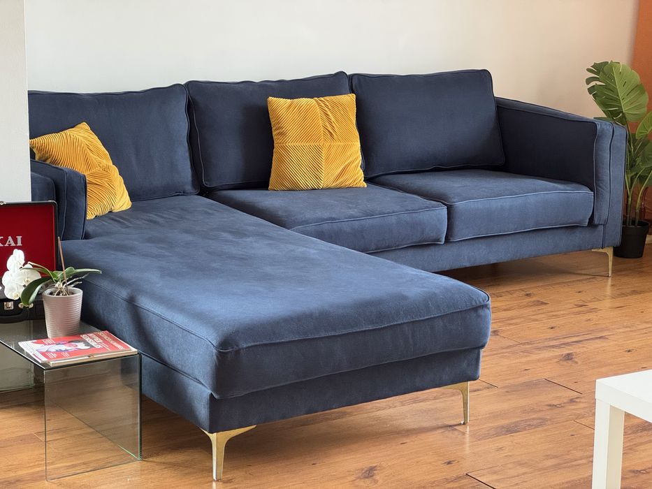 Поръчков диван, синьо кадифе. Много добро състояние