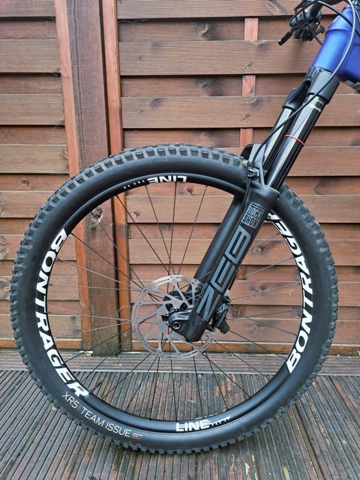 Trek slash 8 gen 5/2023/29/size L