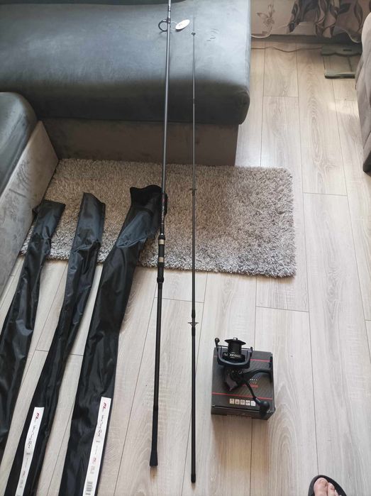 Vând 3 lansete crap noi din 2 segmenți