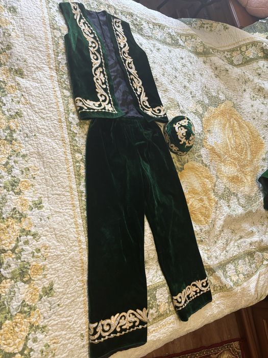 Продам национальный костюм