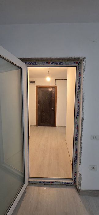 Vand apartament 2 camere Navodari