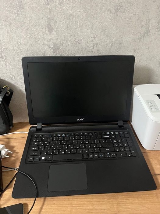 Ноутбук  acer срочно