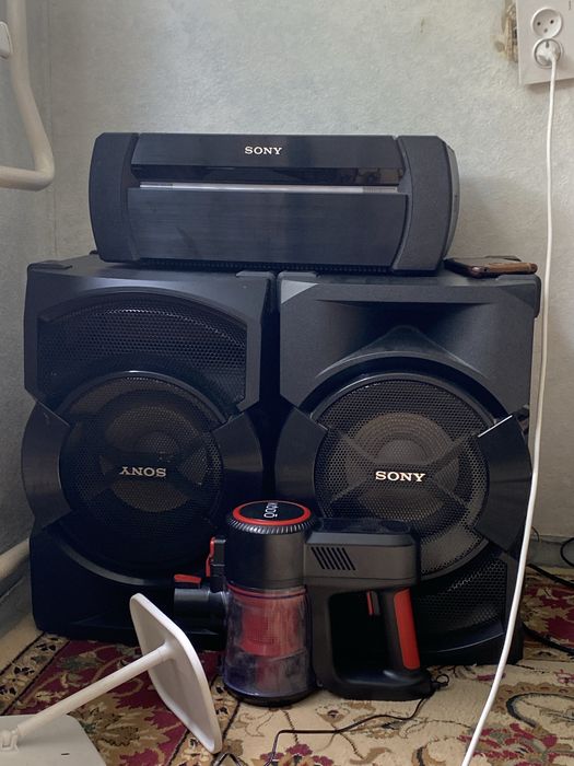 Sony shake-x10d.