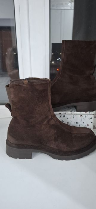 Продам женскую обувь