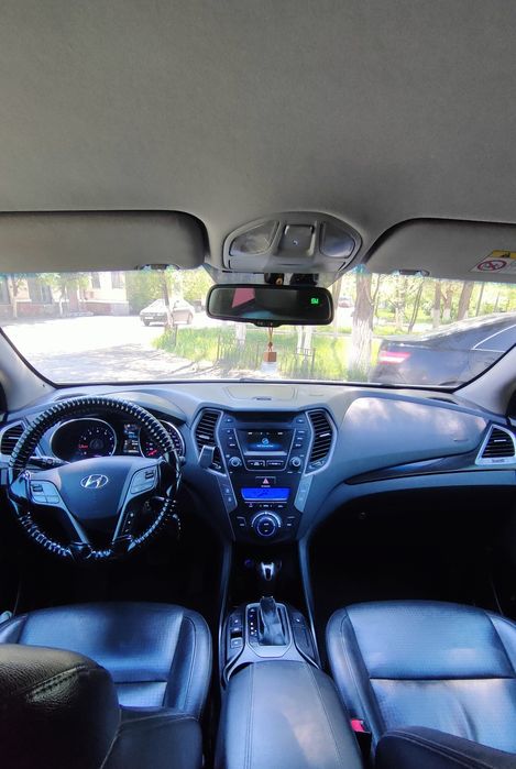Hyundai Santa Fe  2.4л  2013гв