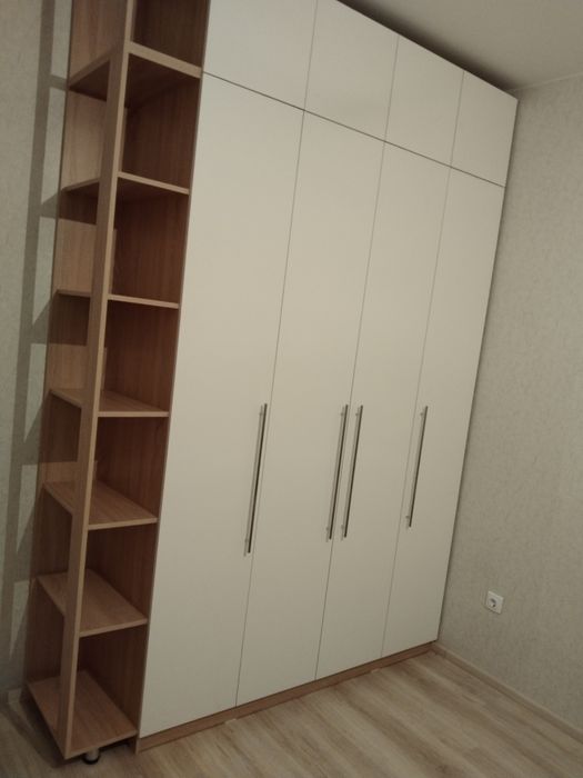 Новые шкафы. Не дорого.