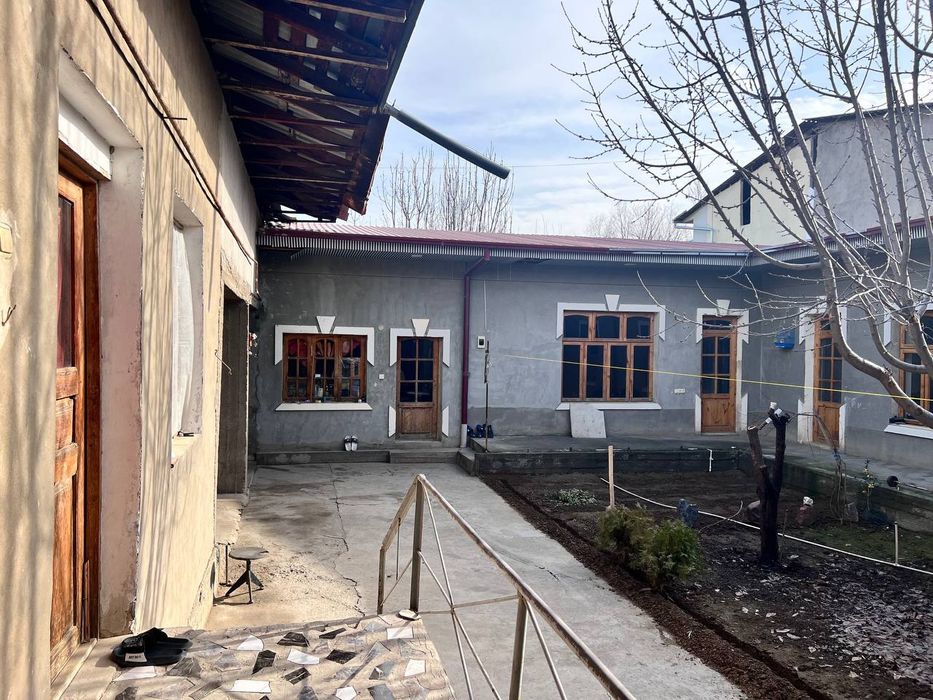 uy sotiladu 4.5 sotix