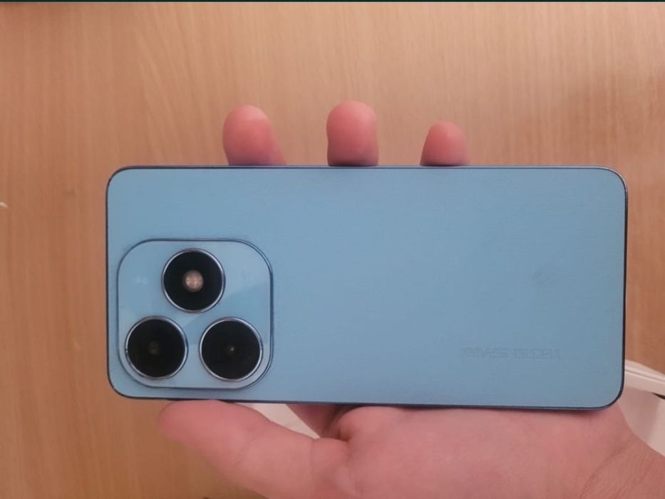256gb ram8gb tecno spark 20