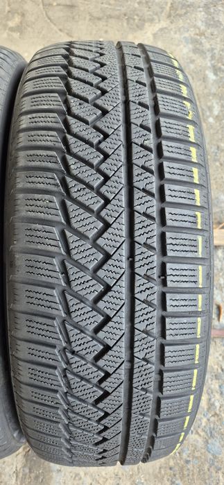 2 anvelope iarna,ca si noi Continental 235/50/20,dot 2022.Pret/buc