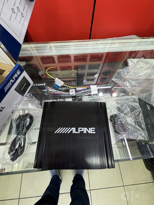 Alpine PXE-640E-El 6 ch processor amplifier