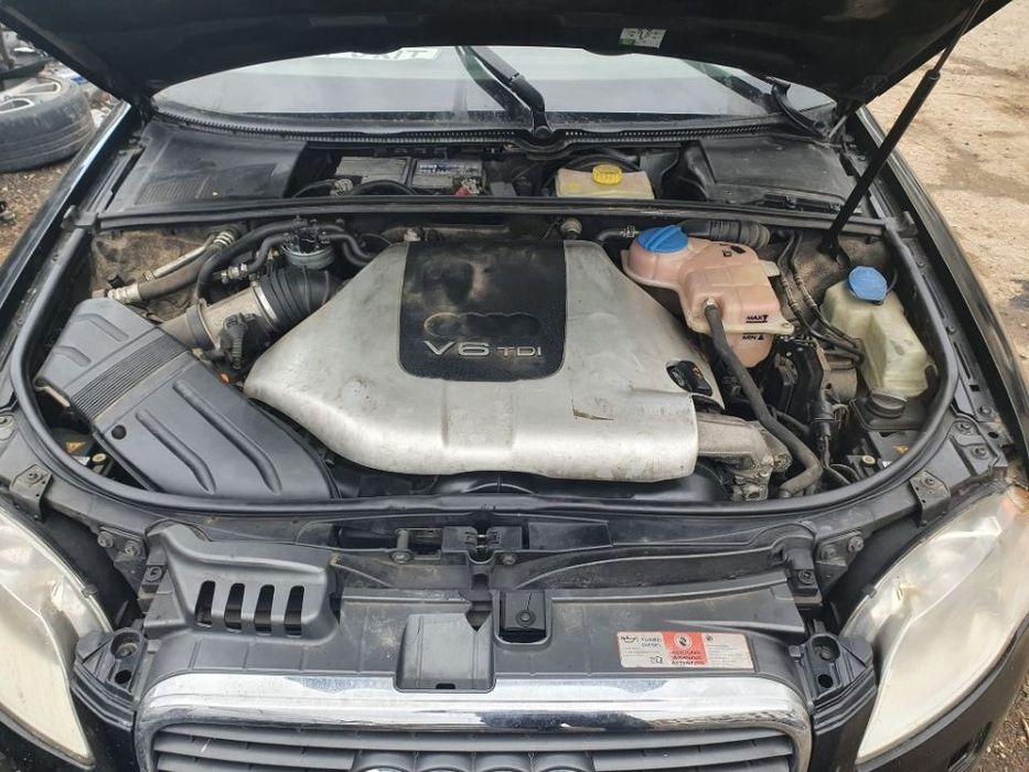 Dezmembrez Audi A4 B7 S-line motor 2.5tdi 120kw, 170cp BDG dezmembrari plafon injector