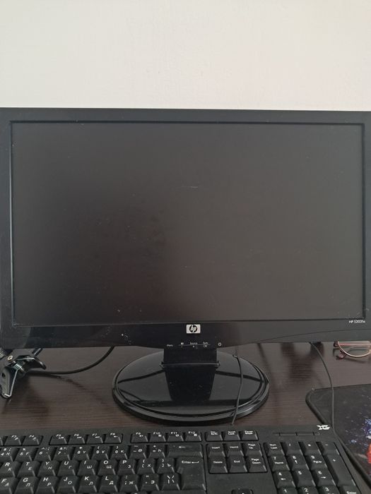 монитор HP S2031a