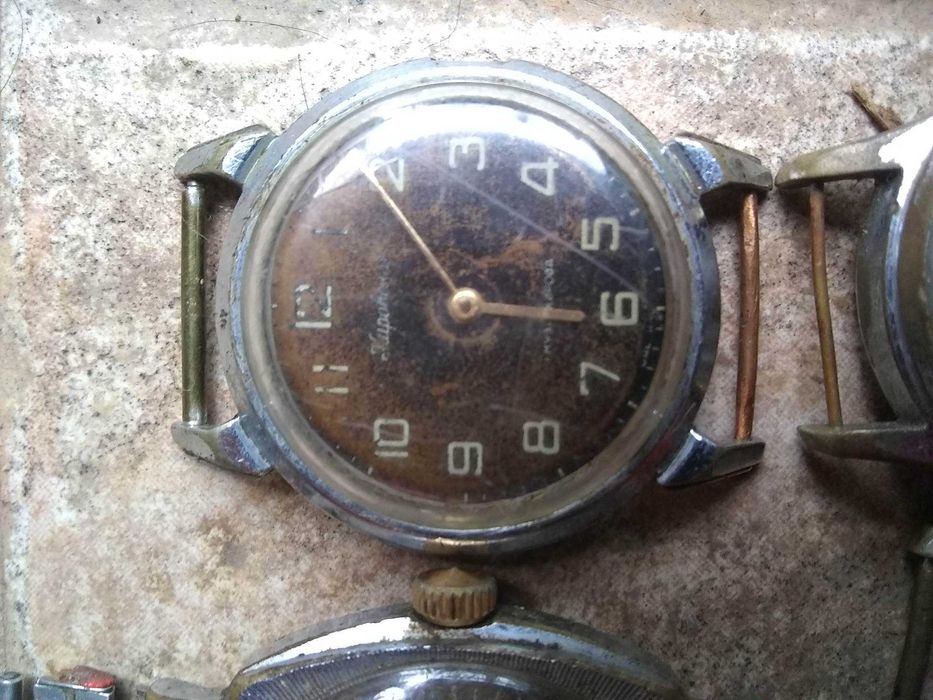 Стар ръчен часовник