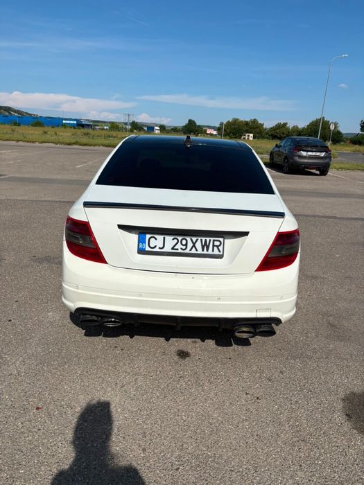 MERCEDES-BENZ CLA 2010 — imagine 4