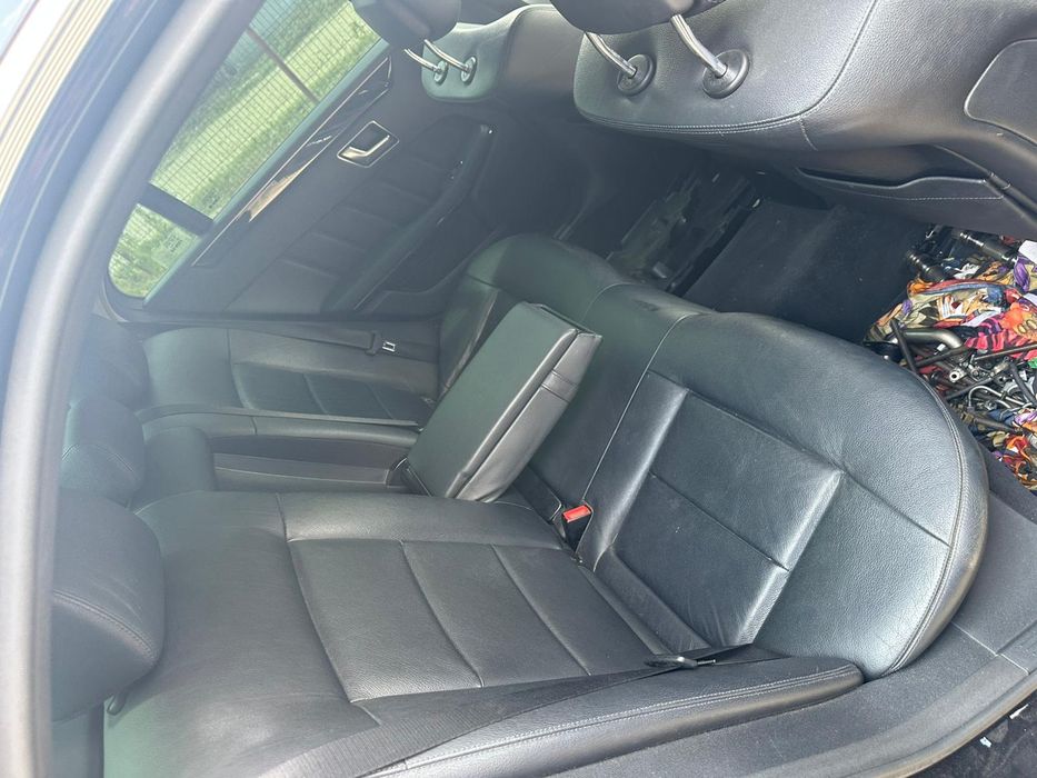 Dezmembrez mercedes w212, e clas, 2012