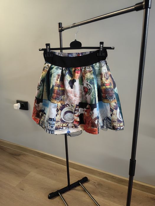 Дамска пола  с принт