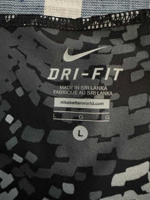 Colanti Nike L ca noi