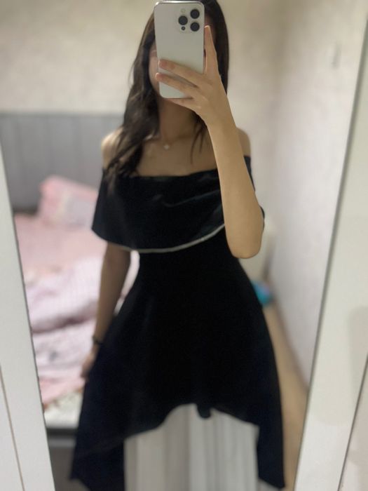 Вечернее платье черная