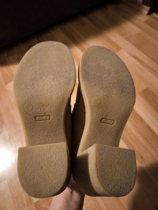 Botine Bata piele naturala intoarsa 38