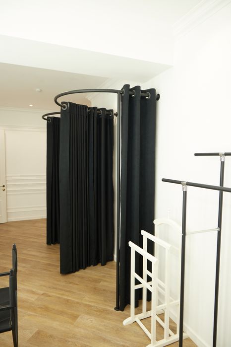 Продаем гримерную штора и каркас цена за 1 шт в сборе