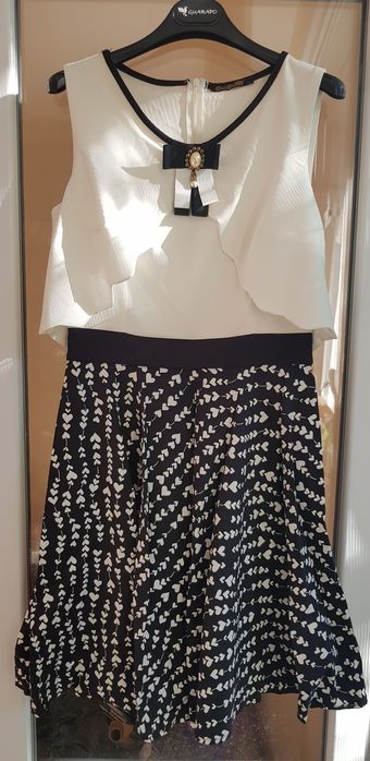 Елегантна дамска рокля